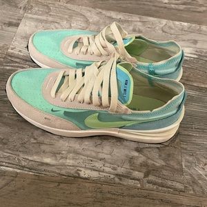 Waffle One Nike Women’s shoes size 8.5